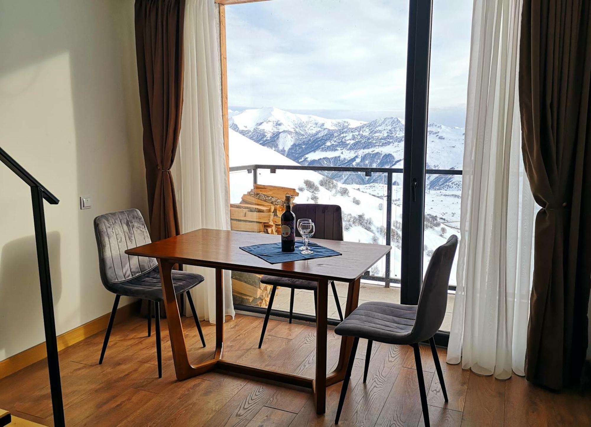 Gudauri Travel Chalets In New กูเดาริ ภายนอก รูปภาพ